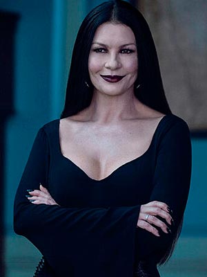 Мортиша Аддамс  из сериала Уэнсдей
